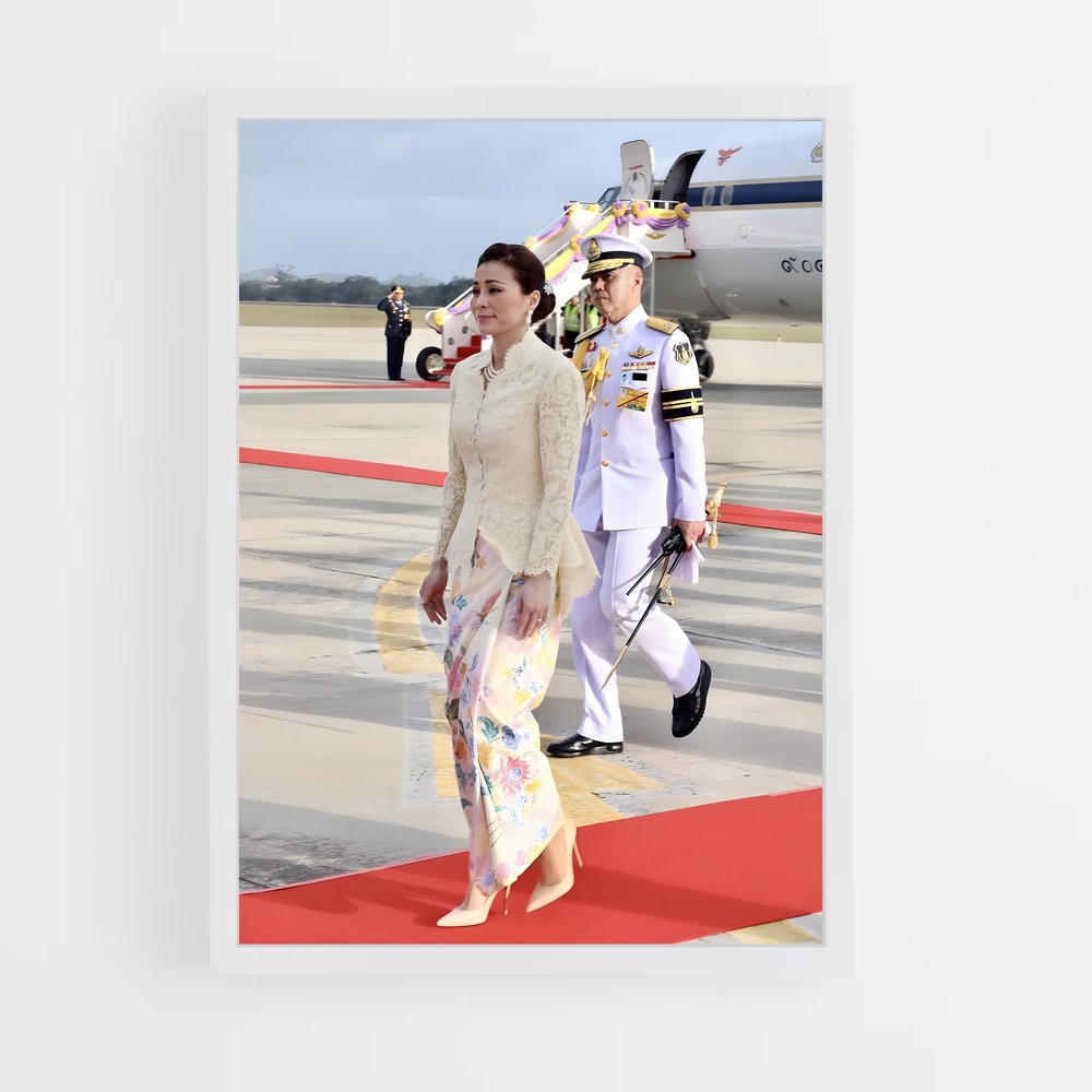 ap-queen suthida-16 cadre Blanc