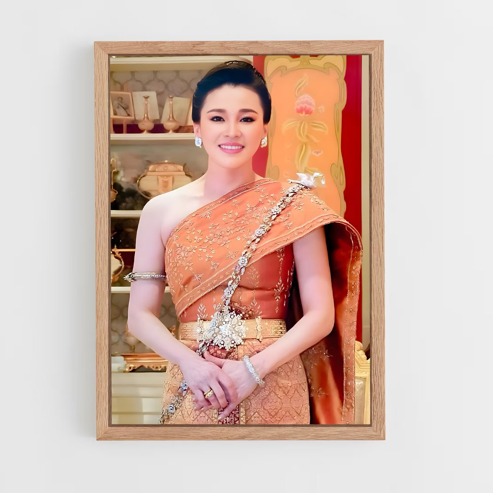 ap-queen suthida-3 cadre Bois clair