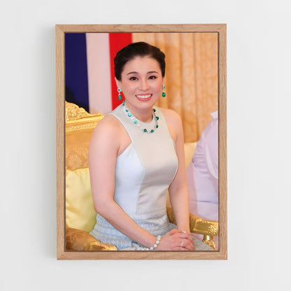 ap-queen suthida-4 cadre Bois clair