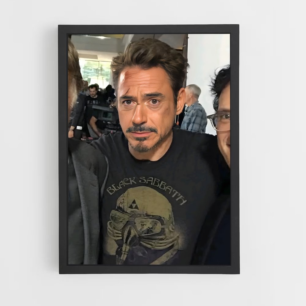 ap-robert downey jr-1 cadre Noir