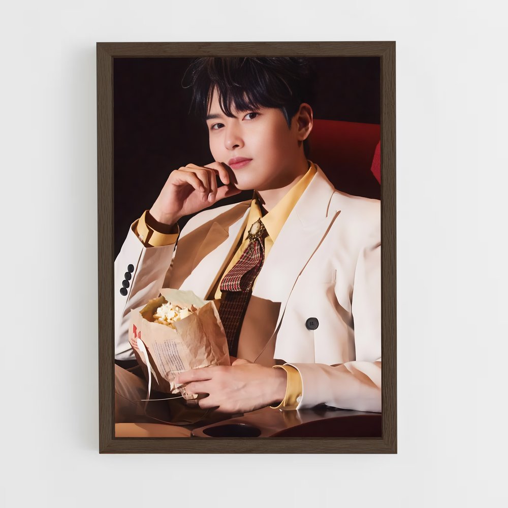 ap-ryeowook-4 cadre Bois foncé