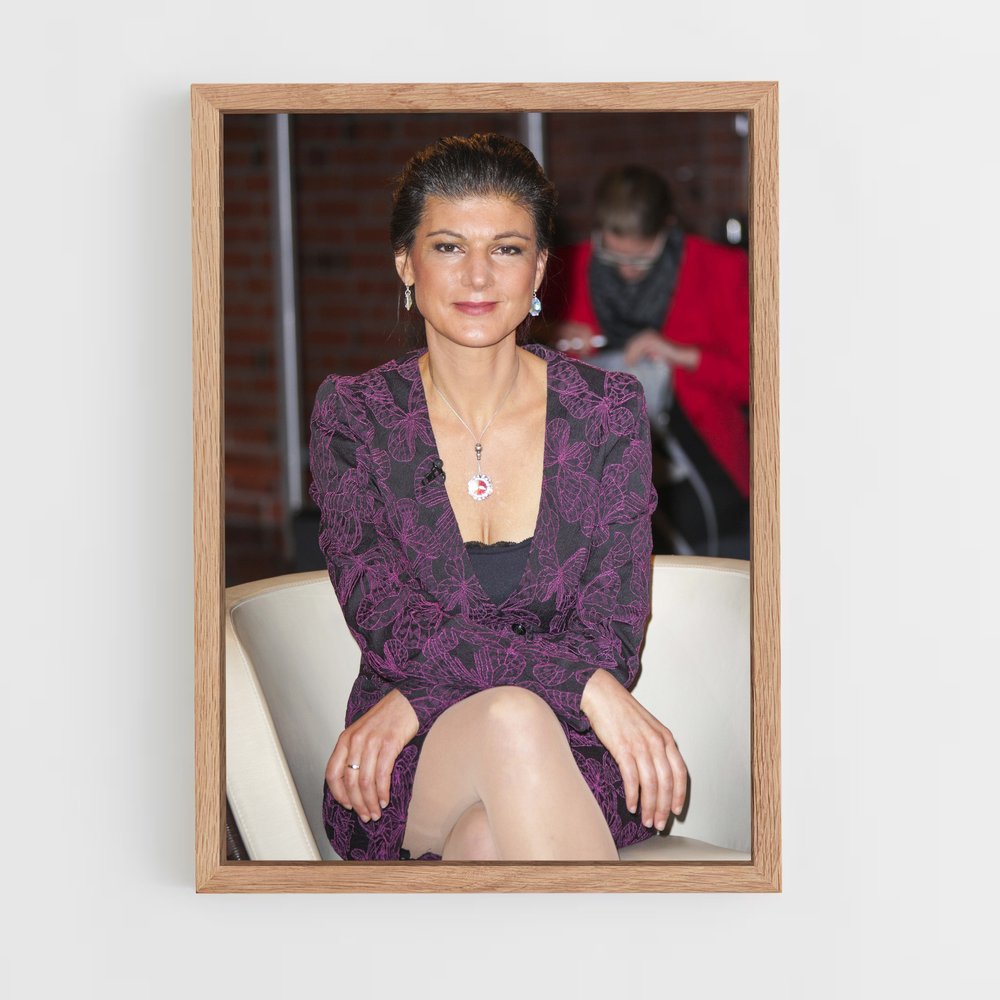 ap-sahra wagenknecht-1 cadre Bois clair
