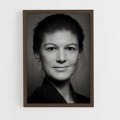 ap-sahra wagenknecht-3 cadre Bois foncé