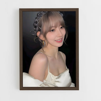 ap-sakura miyawaki-1 cadre Bois foncé