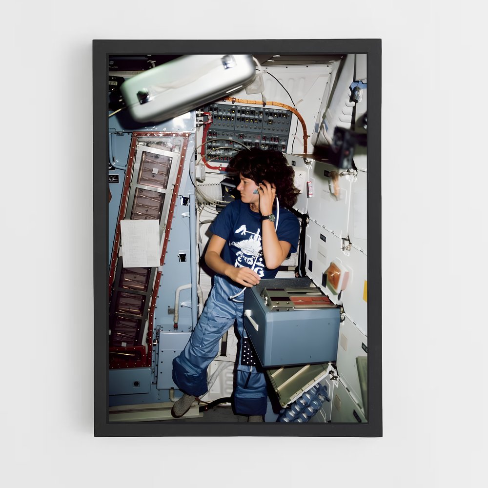 ap-sally ride-3 cadre Noir