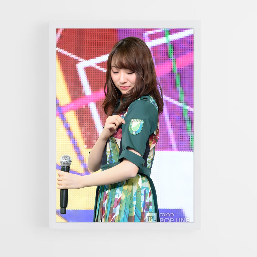 ap-shiori sato-2 cadre Blanc