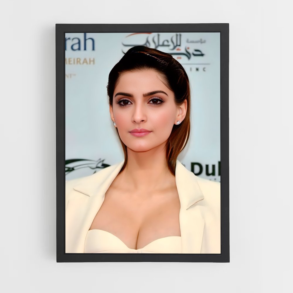 ap-sonam kapoor-6 cadre Noir