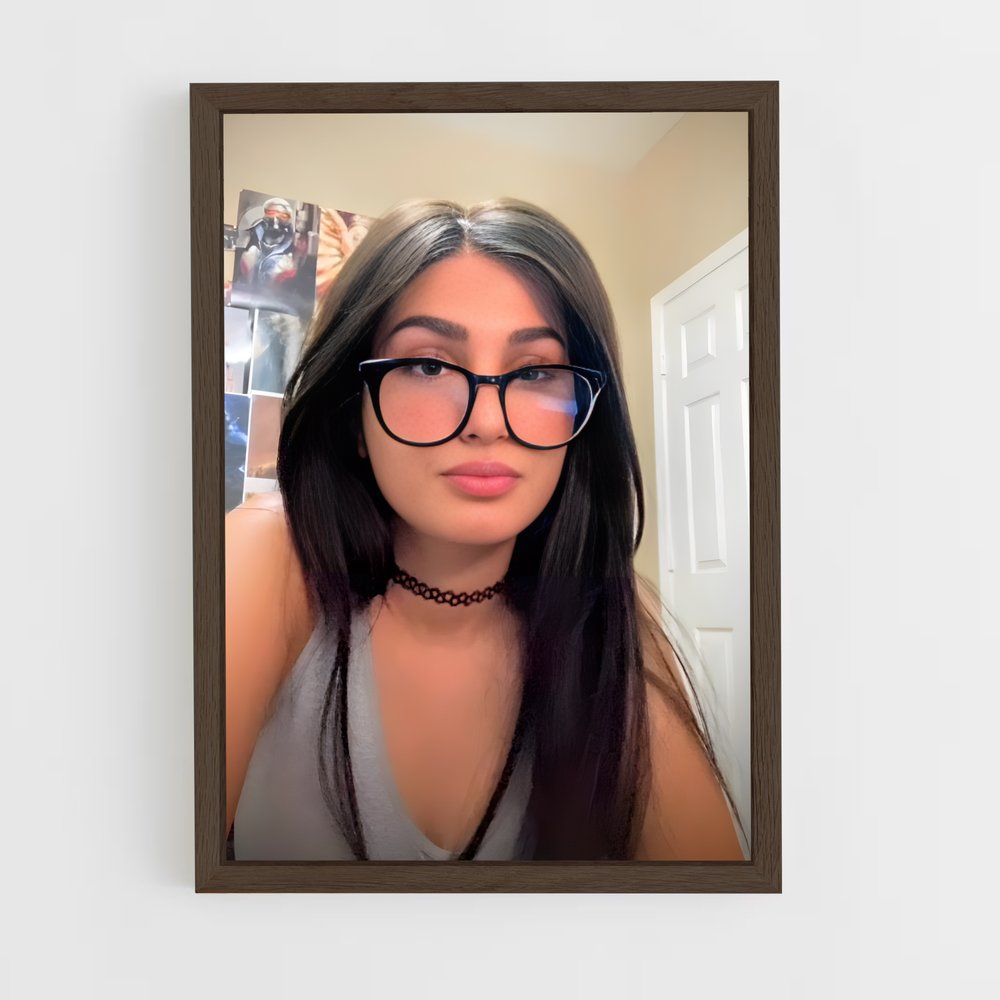 ap-sssniperwolf-2 cadre Bois foncé