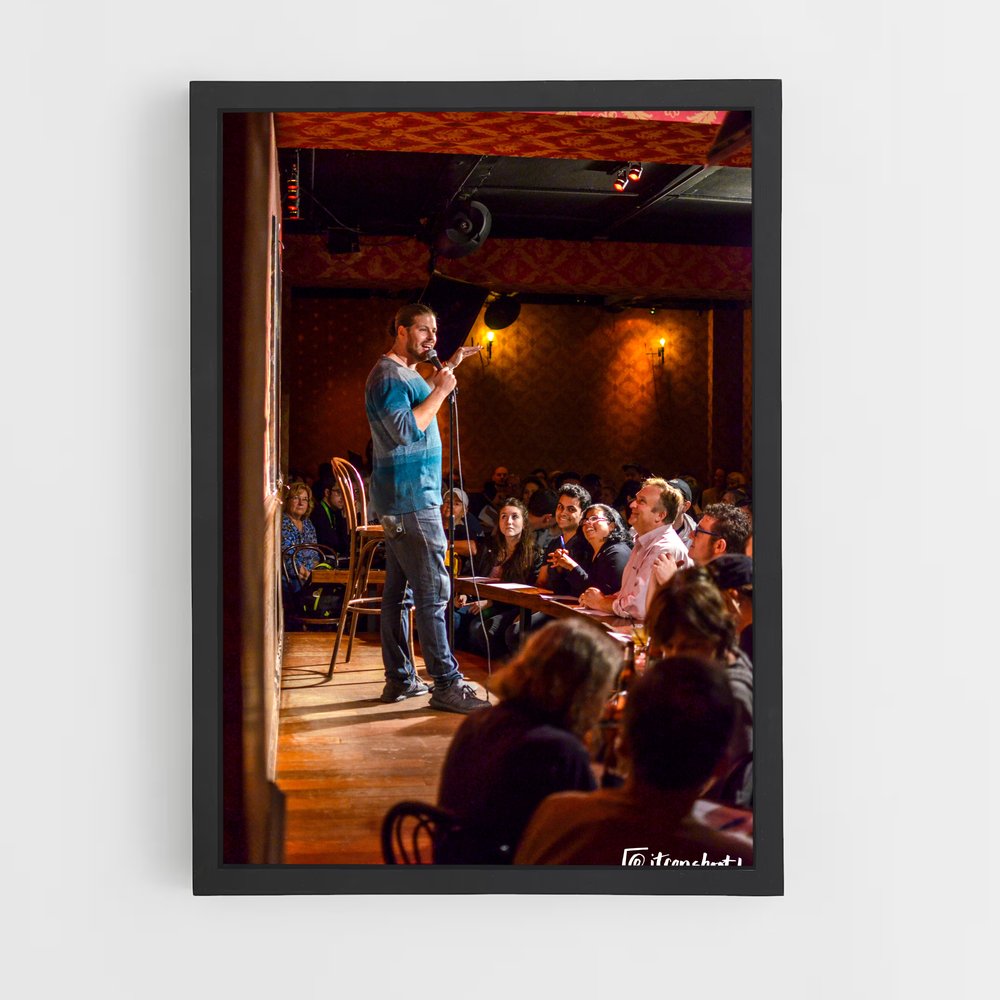ap-stand up comedian-3 cadre Noir