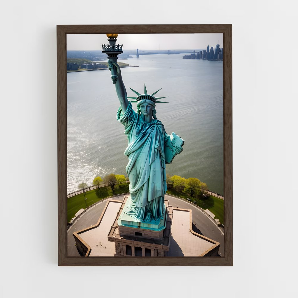 ap-statue of liberty-10 cadre Bois foncé