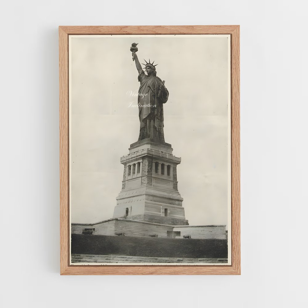 ap-statue of liberty-19 cadre Bois clair