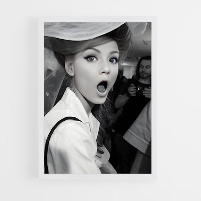 ap-surprised face-1 cadre Blanc