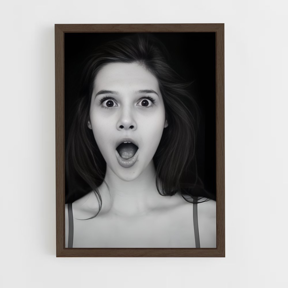 ap-surprised face-2 cadre Bois foncé