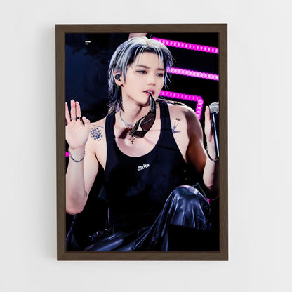 ap-taeyong-1 cadre Bois foncé