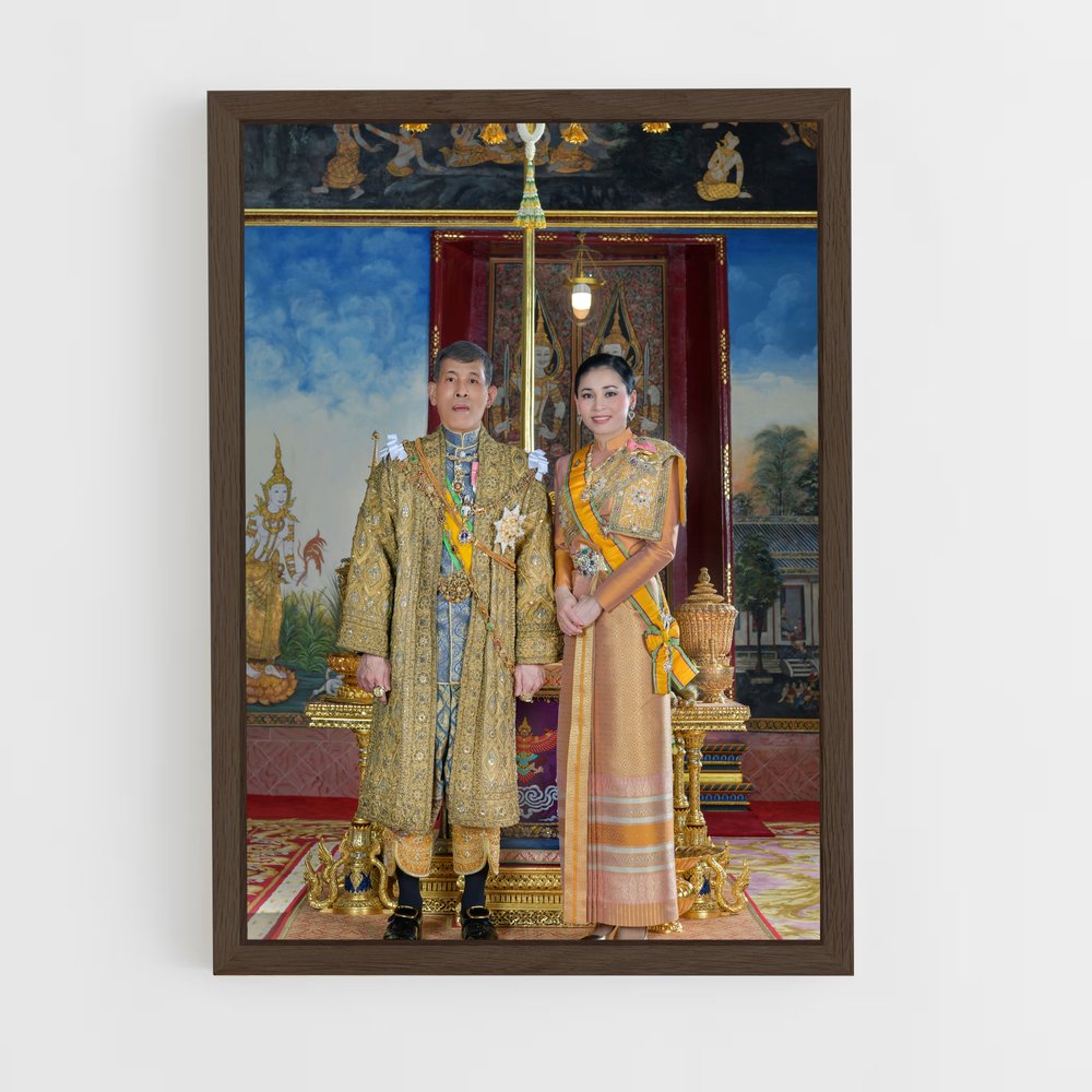 ap-thai royal family-1 cadre Bois foncé