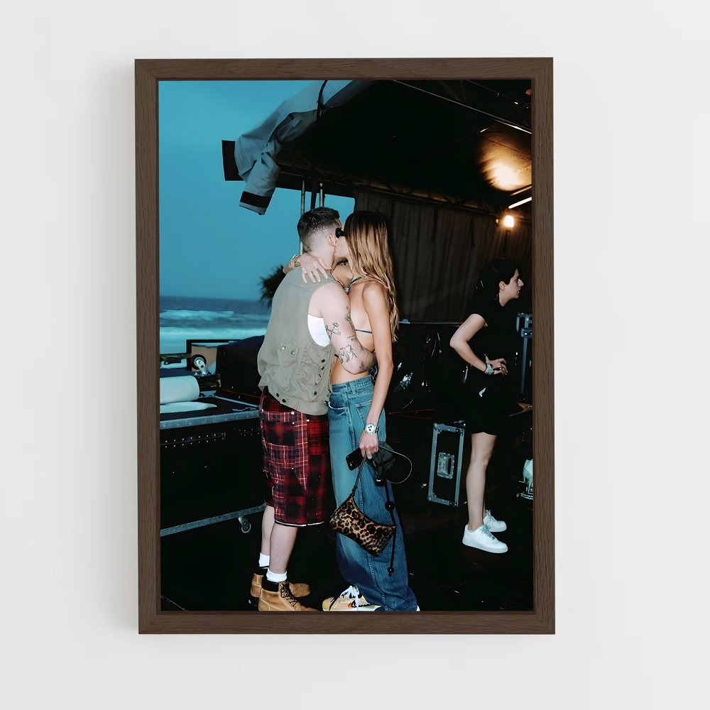 ap-the chainsmokers-6 cadre Bois foncé