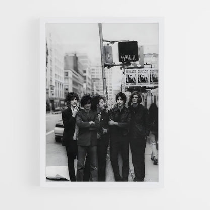 ap-the strokes-1 cadre Blanc