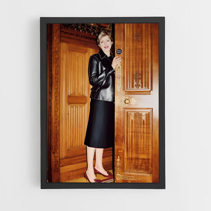 ap-theresa may-3 cadre Noir