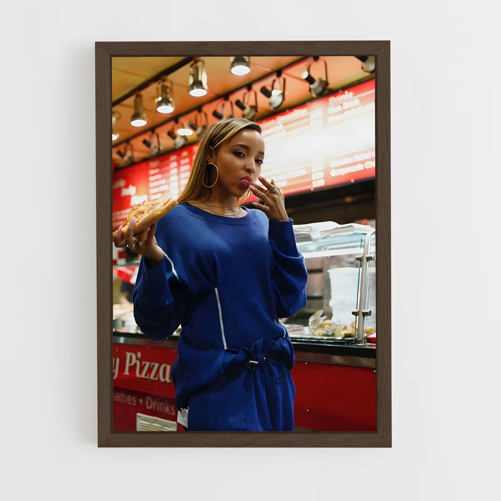 ap-tinashe-3 cadre Bois foncé