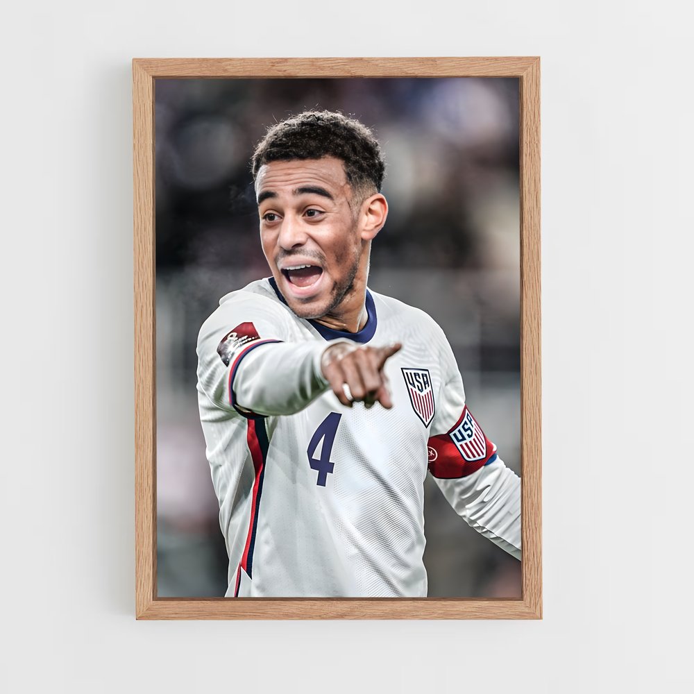 ap-tyler adams-5 cadre Bois clair