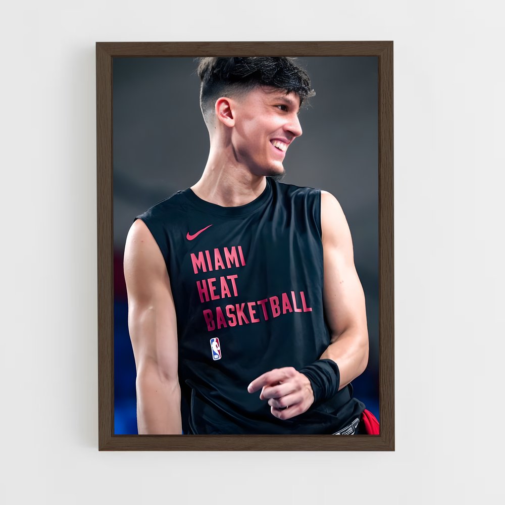 ap-tyler herro-2 cadre Bois foncé