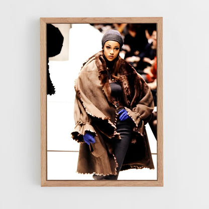 ap-tyra banks-4 cadre Bois clair