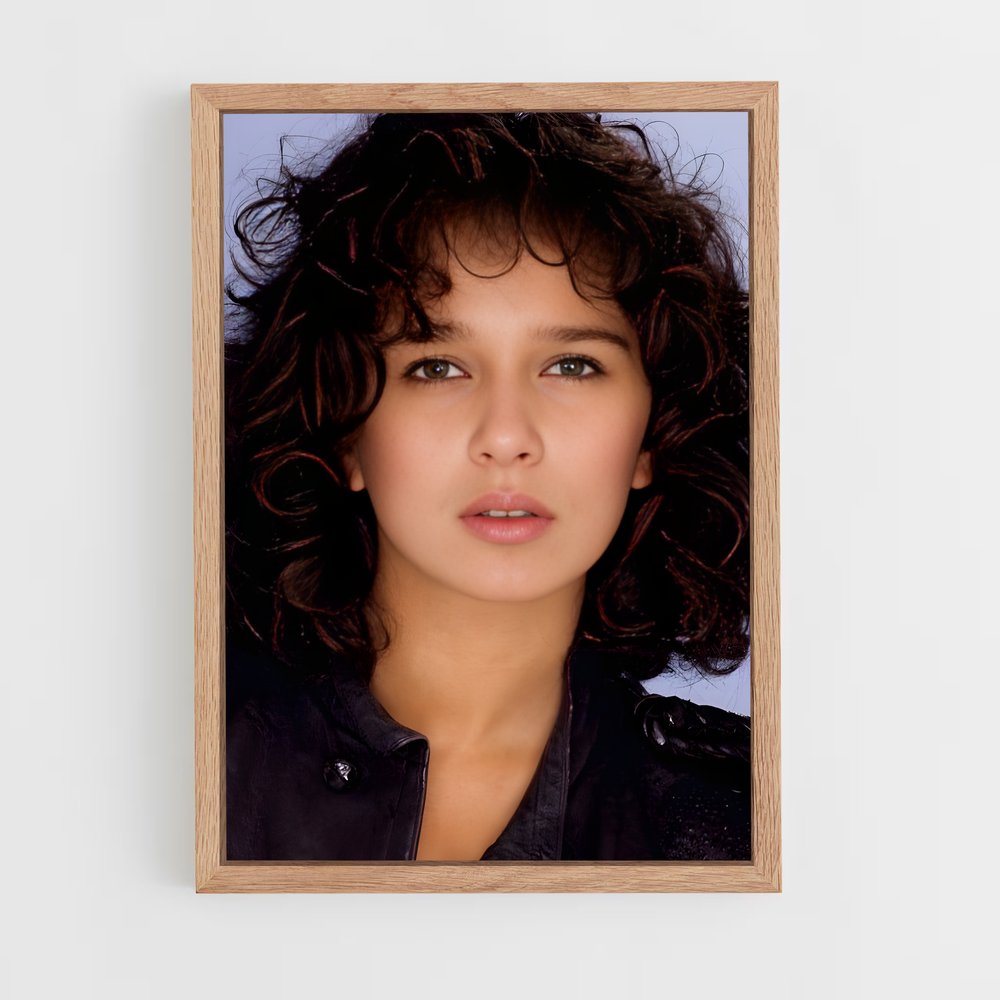 ap-valeria golino-1 cadre Bois clair