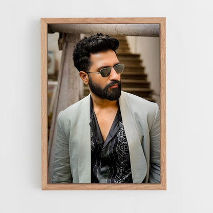 ap-vicky kaushal-2 cadre Bois clair