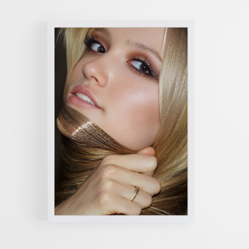 ap-vlada roslyakova-2 cadre Blanc