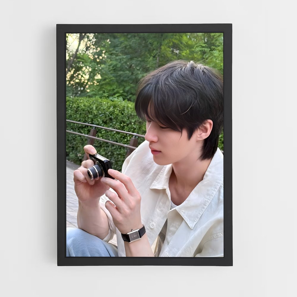 ap-wooseok-3 cadre Noir