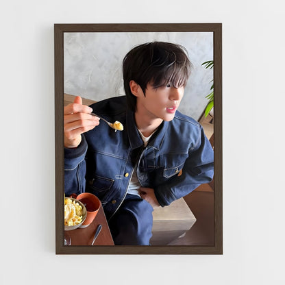 ap-wooseok-4 cadre Bois foncé