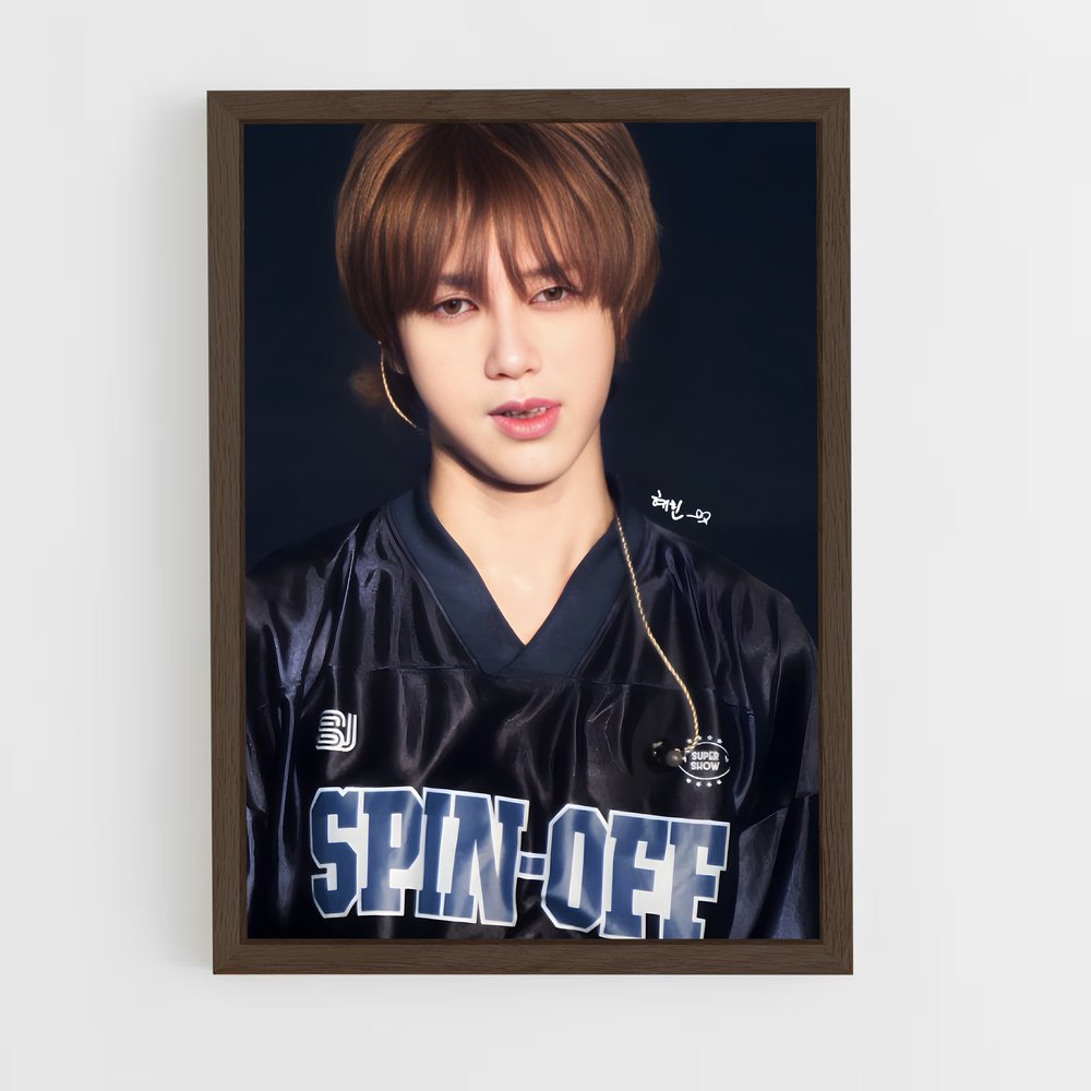 ap-yesung-4 cadre Bois foncé