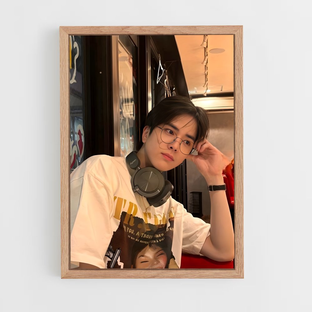 ap-younghoon-1 cadre Bois clair