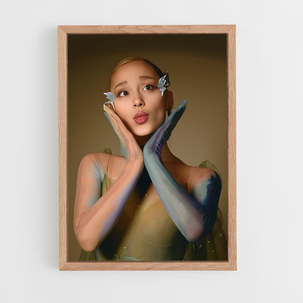 ariana-grande-5 cadre Bois clair