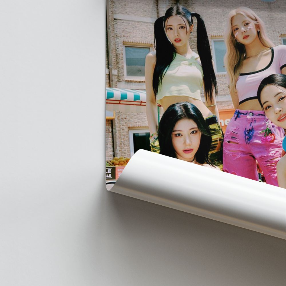 Itzy Trend Poster