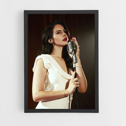 lana-del-ray-5 cadre Noir