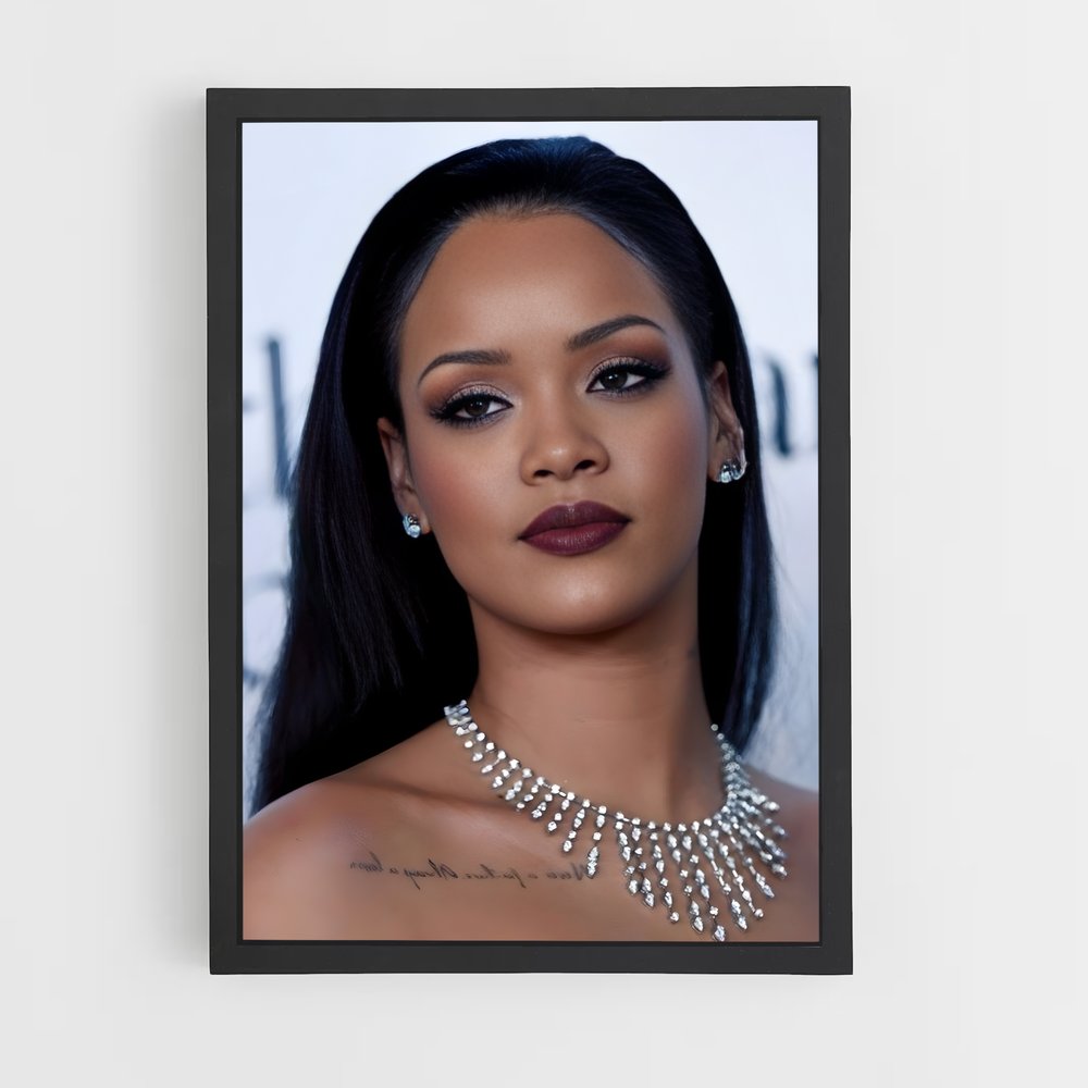 rihanna-5 cadre Noir