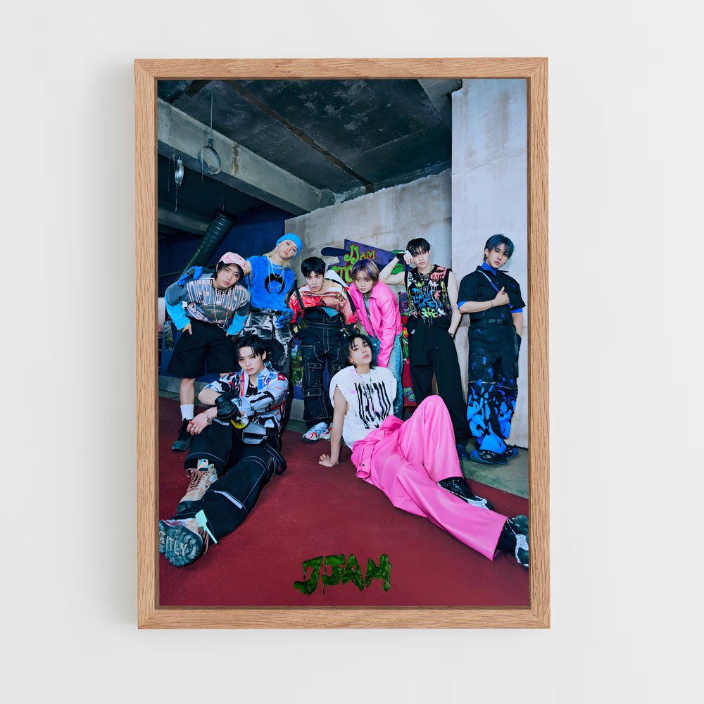 stray-kids-4 cadre Bois clair